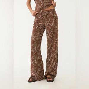 stradivarius Brown Floral Wide-Leg Lounge Pants